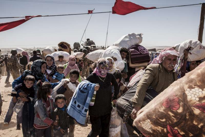 RefugeesCSEE's tweet photo. #Turkey is now the world`s biggest #refugee hosting country as more than 1.7million ppl found shelter there. http://t.co/GZPXHqQfRK