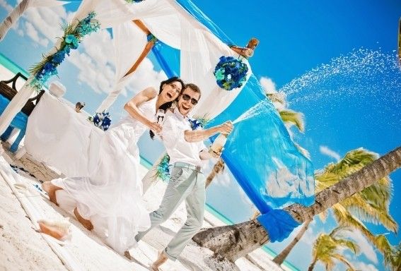 bodascom_mx's tweet photo. Hay momentos que valen toda la alegría del mundo {http://t.co/2mOvIWH5gh} #momentosunicos #Pareja http://t.co/SbzIia8BM6