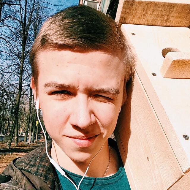 instaYaroslavl's tweet image. Пошел вешать скворечник. Всегда Ваш юный натуралист. #твори_добро by smeshnoymisha ift.tt/1O8S48K