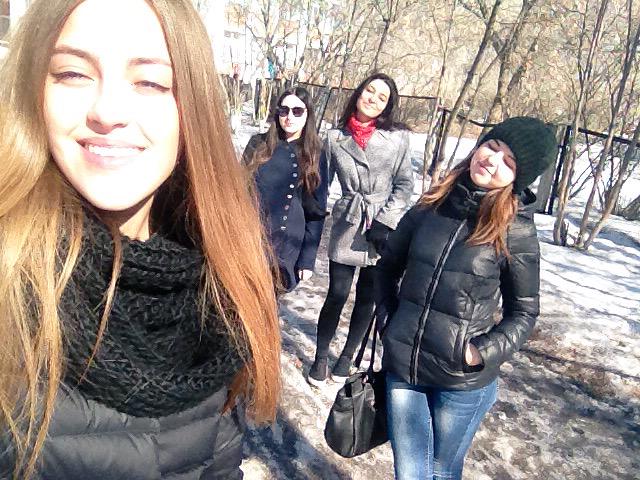 vikki_aleks's tweet photo. когда написали все пробники ☀️🌿 http://t.co/aHGZyNvxFP