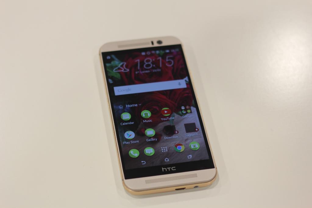 ForbesTech's tweet image. Here are 5 reasons to consider buying the HTC One M9: onforb.es/1xz7FE0