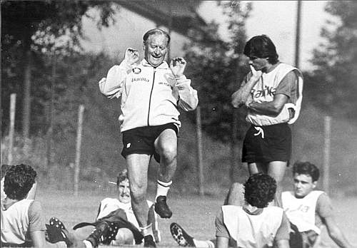 View image on Twitter