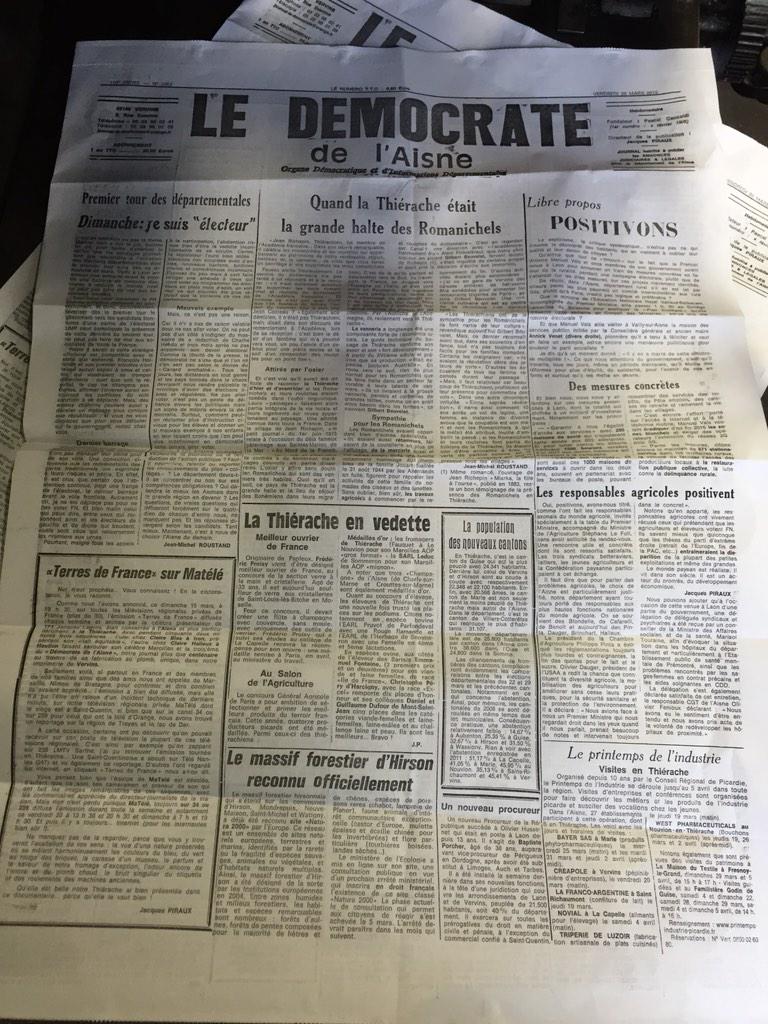 CyrilPetit's tweet photo. Et voici les 4 pages du "Démocrate de l'Aisne". Vous ne le trouverez ni en PDF ni sur tablette. #PrintLive http://t.co/lwPxLg5wrw