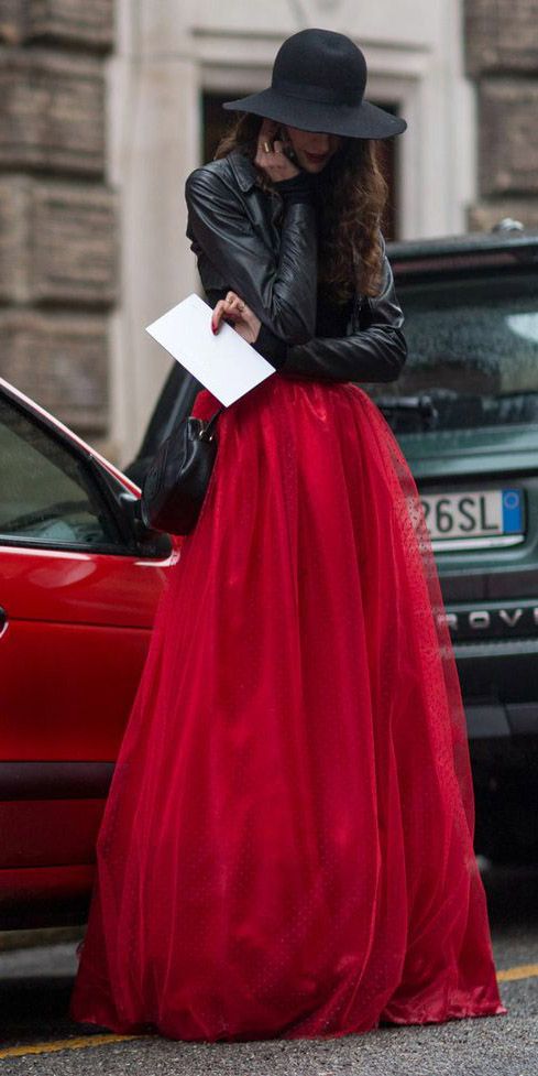 olivia_davis8's tweet photo. In Love with this Maxi Skirt!!!!! http://t.co/JK0Uz6RMkr