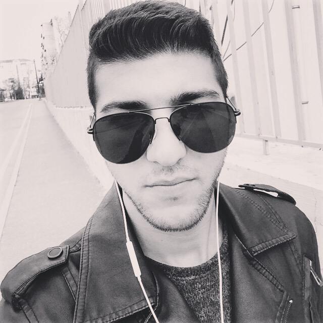 ElikZe tweet picture