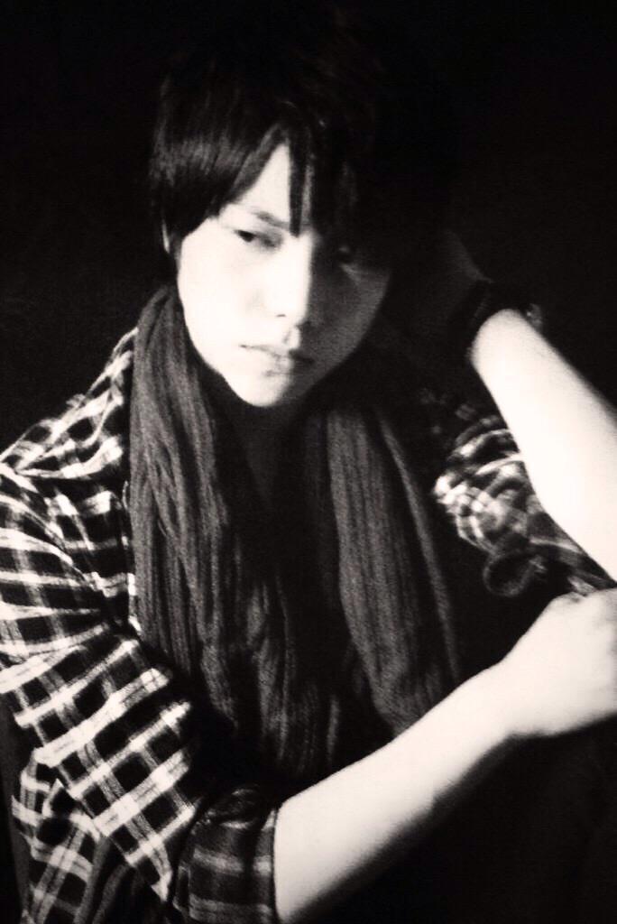 D__xxx__x's tweet photo. ✱ . ° ・. ・°

寂しがり屋 

依存 / 嫉妬 / 独占

.

       御願い やから

            俺から 離れんといて   ..   。

✱

        率     ⇒    迎

. http://t.co/iddAdZmGEF