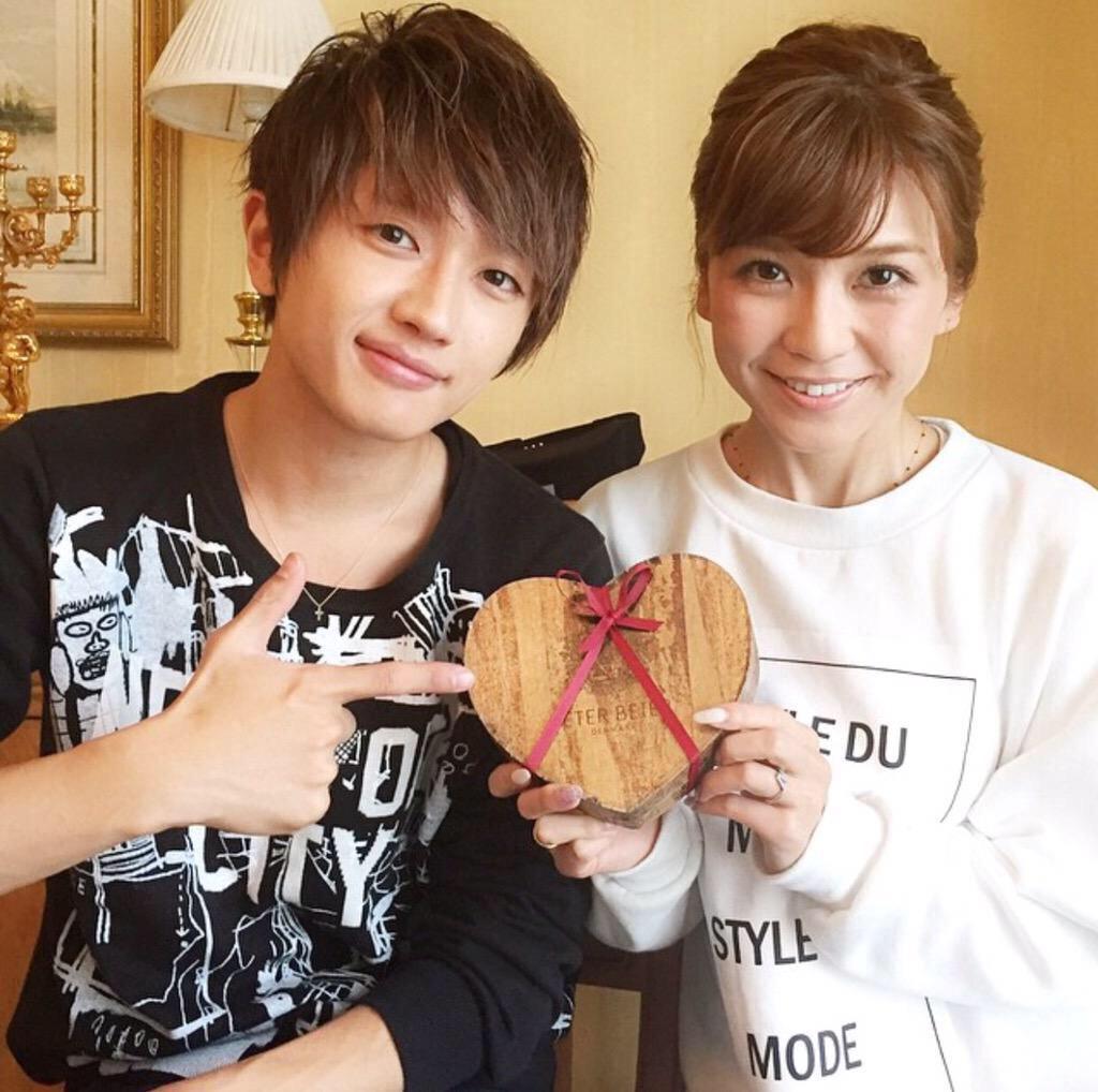 aaatsubasa1's tweet photo. #たかうの
#にしちあ http://t.co/t0kxP7jr3N