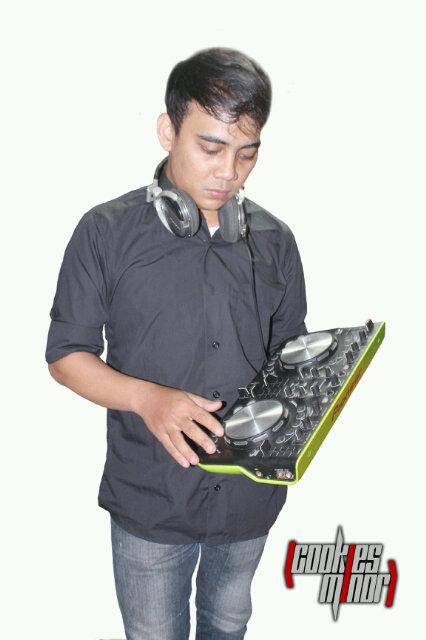 official_CoMi's tweet photo. http://t.co/gI1g7qAKq0
