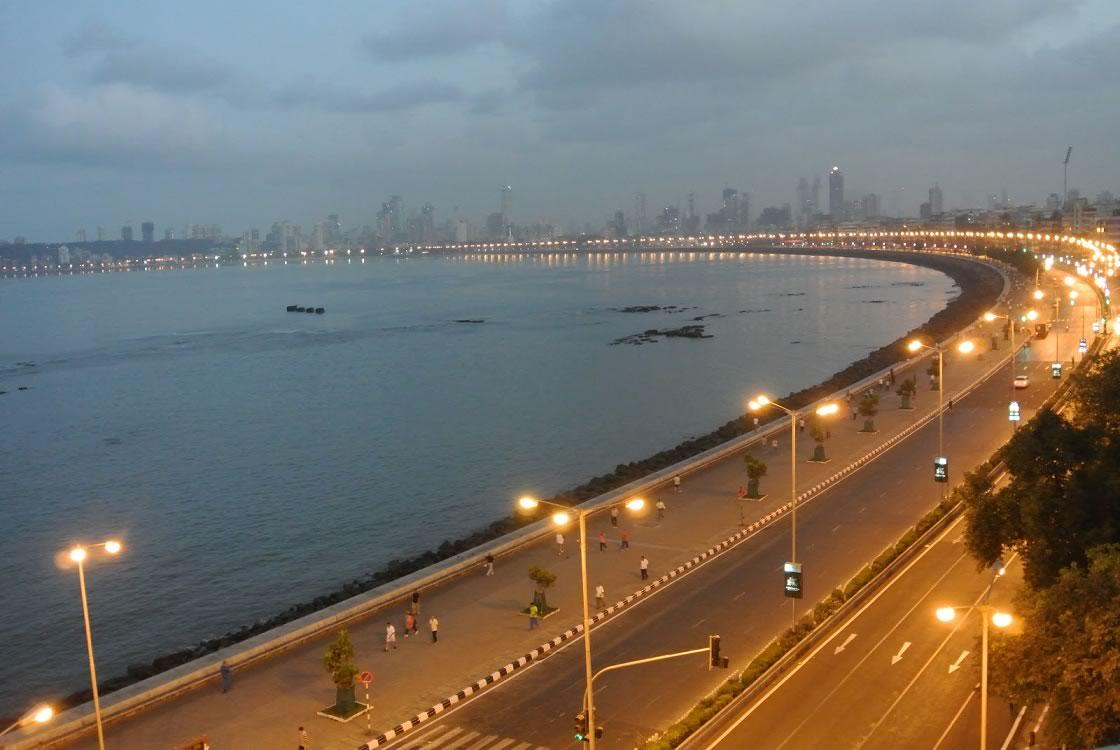 thestorytrap's tweet photo. Top 10 places of #Mumbai, which will make you, feel good about the city immediately http://t.co/geXCC706h5 http://t.co/B8c1ItwRcr