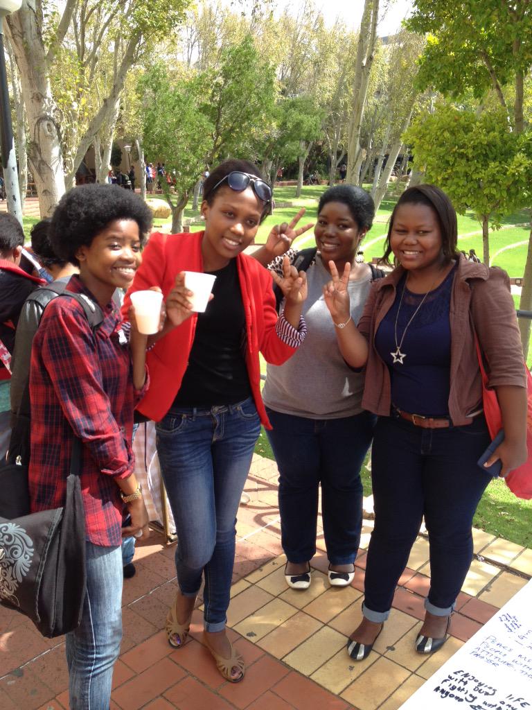 IPYG_AFRICA's tweet photo. Big smiles &amp; conversations about Peace with some future leaders! #CPUT #CampusActivation #IPYG http://t.co/N9Ozl8e2i6