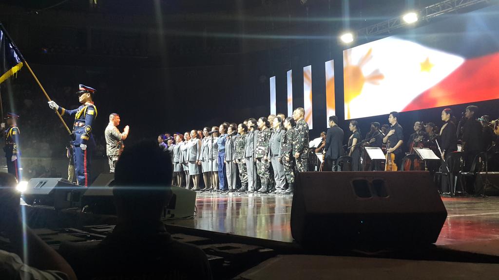 ramonjocson's tweet photo. Singing of the Philippine National Anthem by the AFP and PNP chorale #Songs4HeroesConcert http://t.co/JtC0Ht90r4