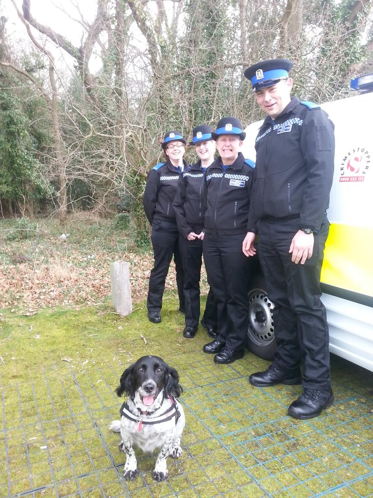 Great to meet new <a href="/HantsPolice/">Hampshire Police</a> PCSO's that are soon to be posted to @LeighParkPolice <a href="/AndoverPolice/">Andover Police</a> &amp; <a href="/WhitehillSNT/">Whitehill Police</a>