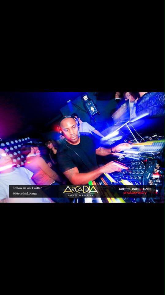 DJColinFrancis's tweet photo. This Saturday I'm back for a Set @ArcadiaLounge TABLES SOLD OUT! Msg @Kevin_Latta for Guestlist 👯💃🍻👌 http://t.co/Mmmul3ee0y
