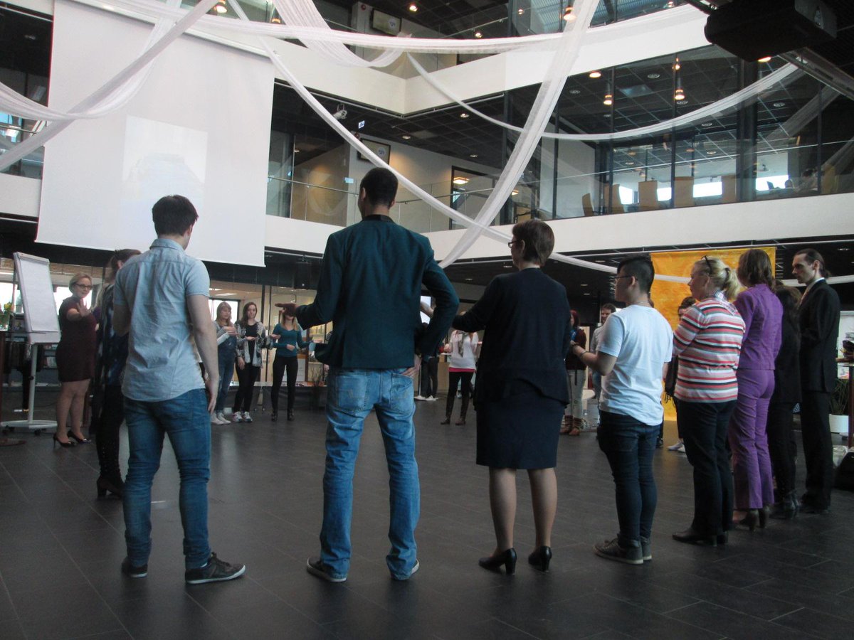 Encounters2015's tweet photo. Meandering River Workshop at Coffee Break #encounters15 http://t.co/4YJnfwjLNq