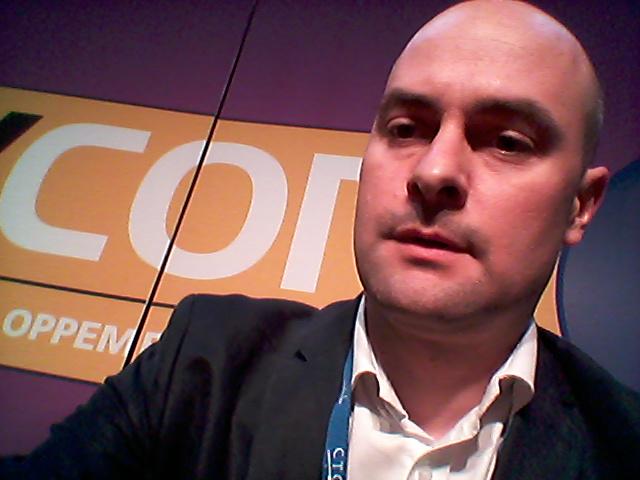 Pontrev's tweet image. @thildoune : papa passe à la TV &amp;lt;3 #devcomlyon