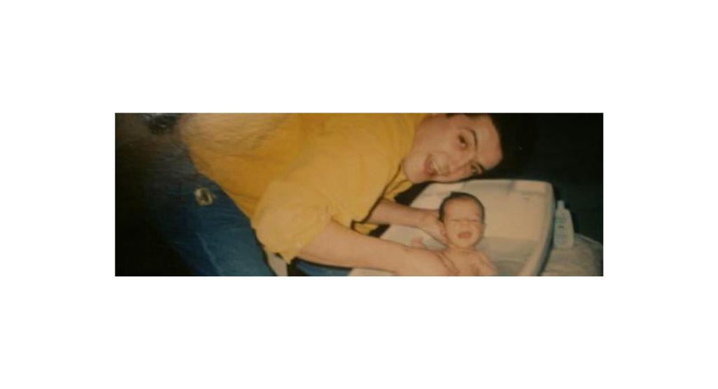 albars_96's tweet photo. Feliz día del padre al mío. Puedes con todo y más , quererte y volverte a querer 💞👪 http://t.co/UWOqWVvIvN