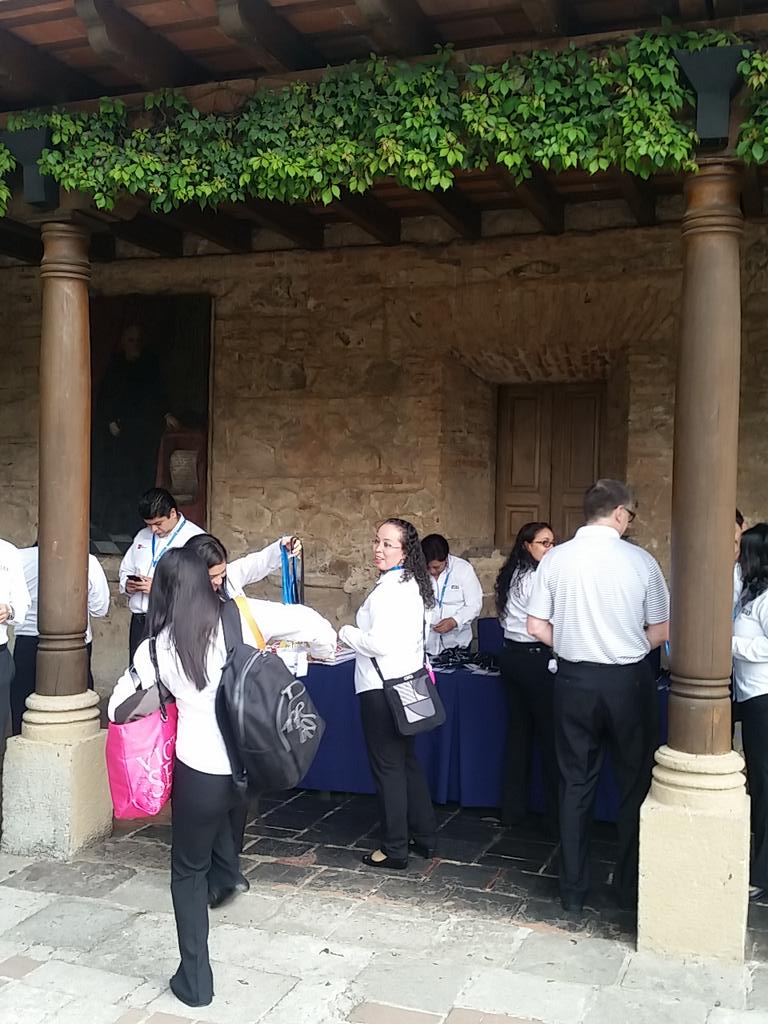 Visualknowledge's tweet image. El equipo de #VisualK listo para #xpansivo2015 #Infor