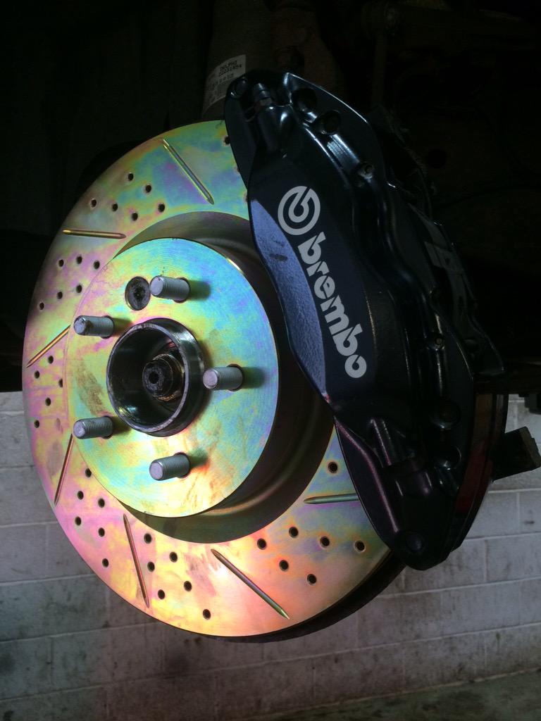 m7ccf's tweet photo. @WPortues check these out #brembo http://t.co/nCPBL0u81J