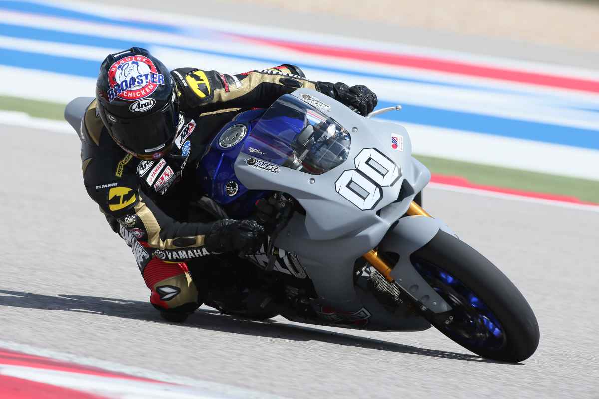 MotoAmerica's tweet photo. The Wolverine Says: What @WestbyRR said about day 1 @circuitamericas for the @RideDunlop test. http://t.co/MFUr0RFAQ3 http://t.co/uXbq5JnOZT