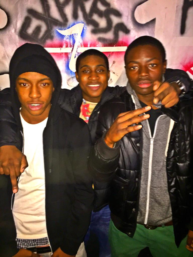 ReeseMack___'s tweet photo. “@MvpMiggz: #FreeQy #FreeNukk #MyBrovas 💉💯 @ReeseMack___ http://t.co/ZxO6uH6gPJ”