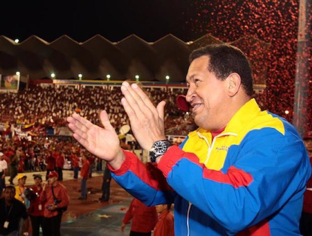 YVKE_Mundial's tweet photo. Solidaridad con Venezuela es fruto de la labor de Chávez en el mundo http://t.co/aHrvhIHOxP  http://t.co/px5BXBWzZH