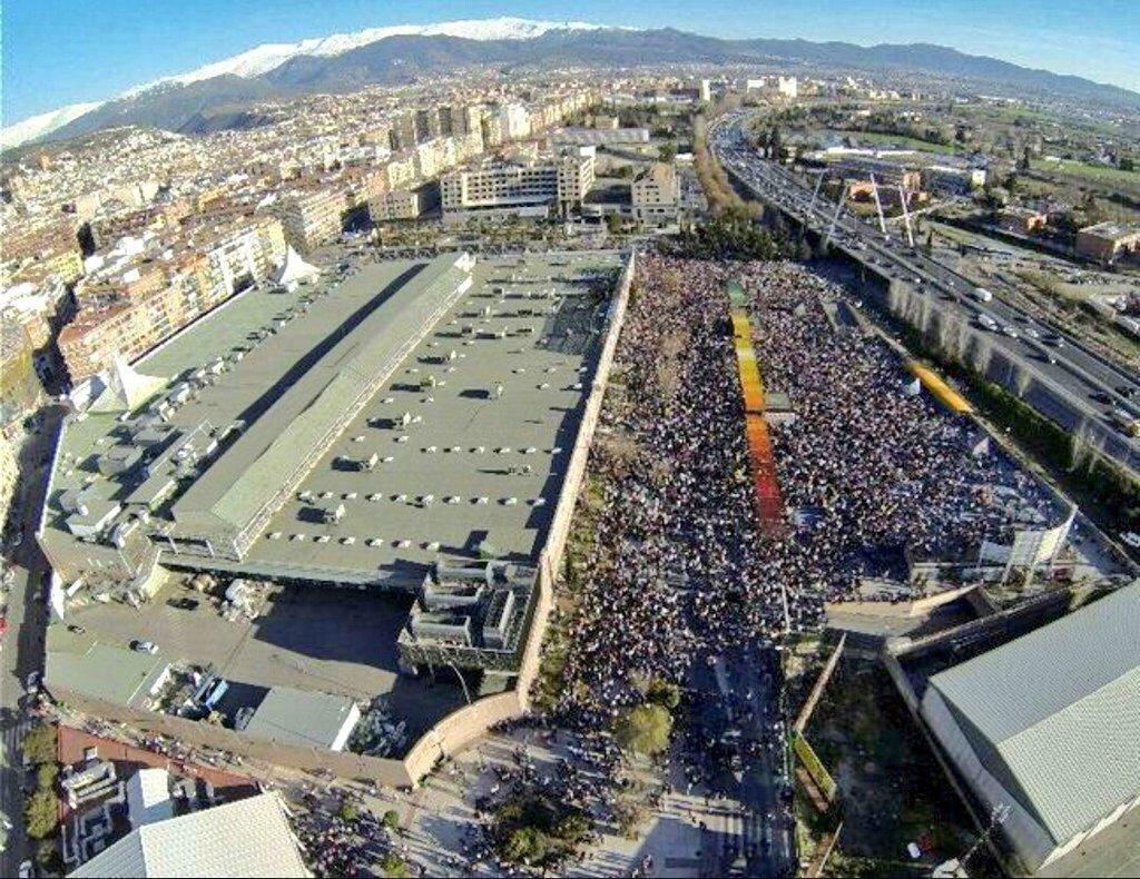 sergiofega's tweet photo. OFICIAL: Fiesta de la Primavera, 27 MARZO.

DIFUNDE 😎
#FiestaDeLaPrimaveraGranada http://t.co/q9hUnuKy0I