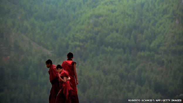 bbcworldservice's tweet photo. One of Bhutan’s endangered languages has only one speaker left: An 89-year-old woman http://t.co/odfaICJ2Zc http://t.co/GOGZpqOqEd
