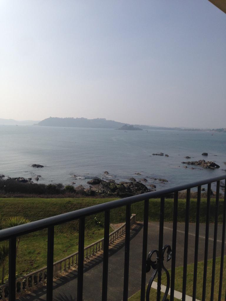 Who would like to wake up to a view like this? TO LET £1500pcm in Mount Batten 4 bedroom house! 01752201010 :)