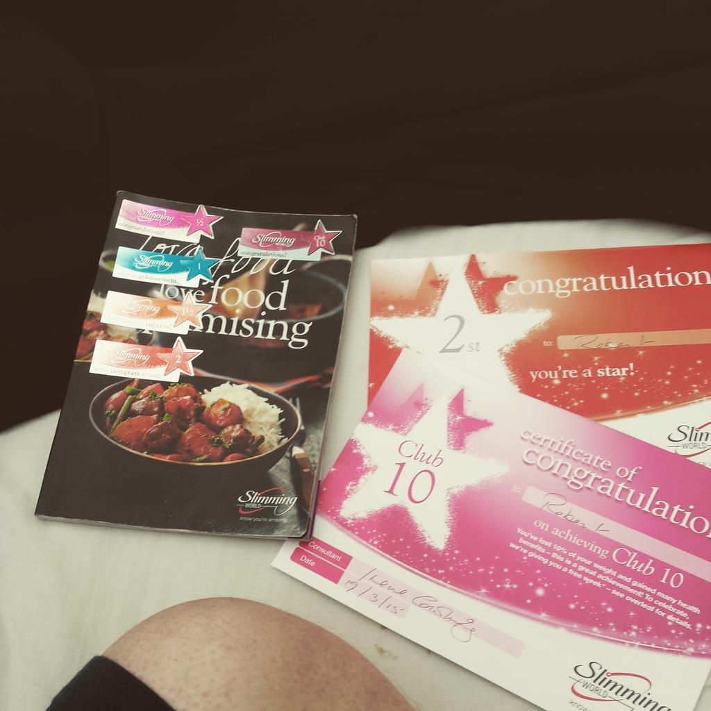 xrobertanthonyx's tweet photo. @SlimmingWorld lost 3 this week. In 10 weeks I've lost 2 stone bang on. :-) thank you slimming world. 4 and half t go http://t.co/QxJQHl8fTJ