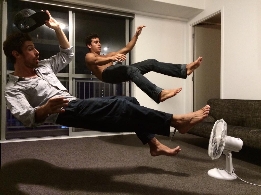 BresMikael's tweet image. After 500 shows with @LimboTheShow We try to find a way to relax.. @DerrenBrown #flyingaroundtheworld