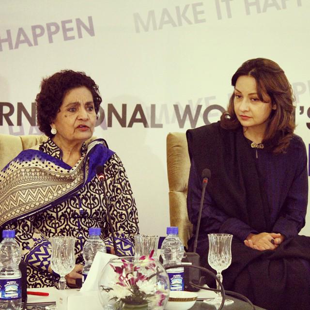 snobers's tweet photo. Pakistani actress & director @ZebaBakhtiar1 with legendary dramatist & scriptwriter Haseena Moeen at #iwec15 on Mar 7 http://t.co/82WmPHdyAJ