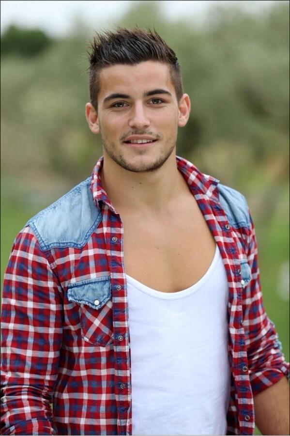 BoysHotFR's tweet photo. Anthony #LBESP3 http://t.co/Q0gsyGQGzc