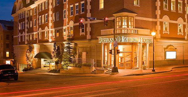 DkeeneSBUX's tweet photo. Our hosts for next week!  #PortlandHarborHotel #SeeYouInPortland http://t.co/15r2SQP08R