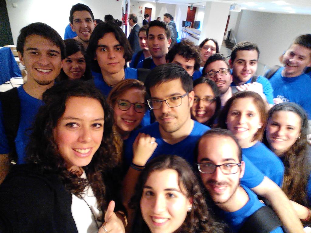 CristinaGBajo's tweet photo. Selfie with the @icit2015  volunteers! The future of the spanish research ;-) ;-). Thank you for making it possible! http://t.co/K0Gfhq7icR
