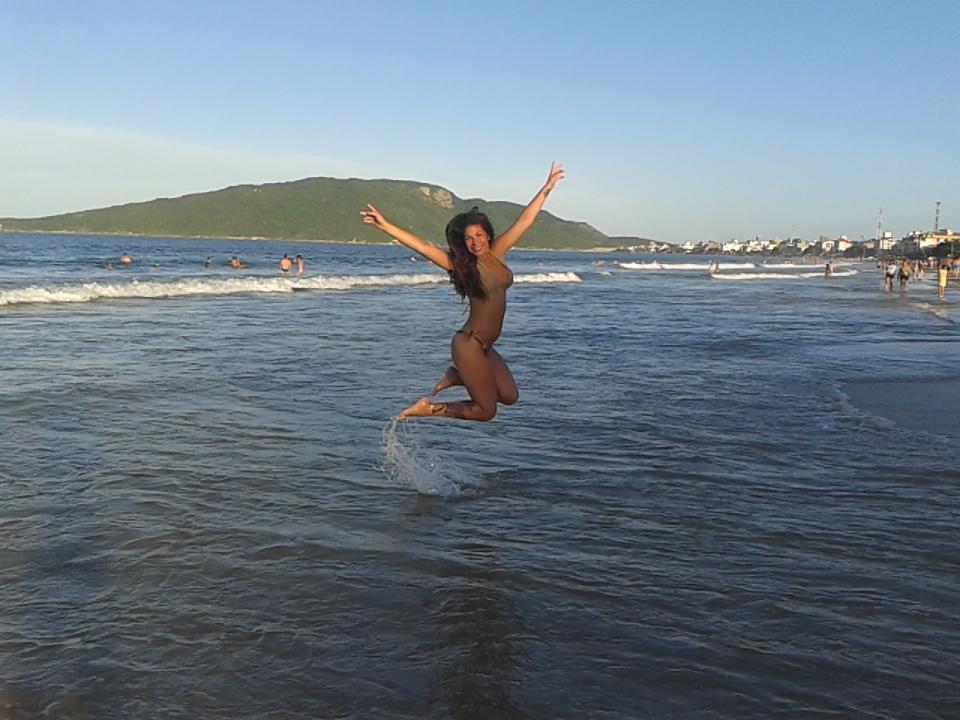 danidkbuezas's tweet photo. #SaltartanaltohastallegarAMARTE #vacacionesnotevayas http://t.co/WVJ9Ftrsza
