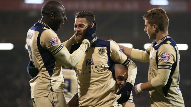 LUFC's tweet photo. GALLERY: Check out action shots from last night's 3-0 victory away to Fulham. http://t.co/IYRmBMpYrl #lufc http://t.co/zlw9Ue1YN1