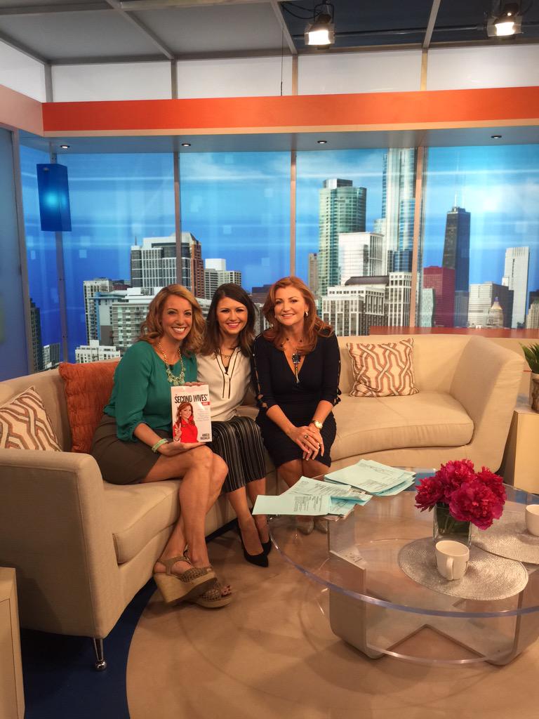 SecondWivesHQ's tweet photo. Great morning with these fab ladies; @melissaforman &amp; @CorriMcFadden chatting #secondwivesguide on @WCIU_YouAndMe. http://t.co/6yZIL3Af30