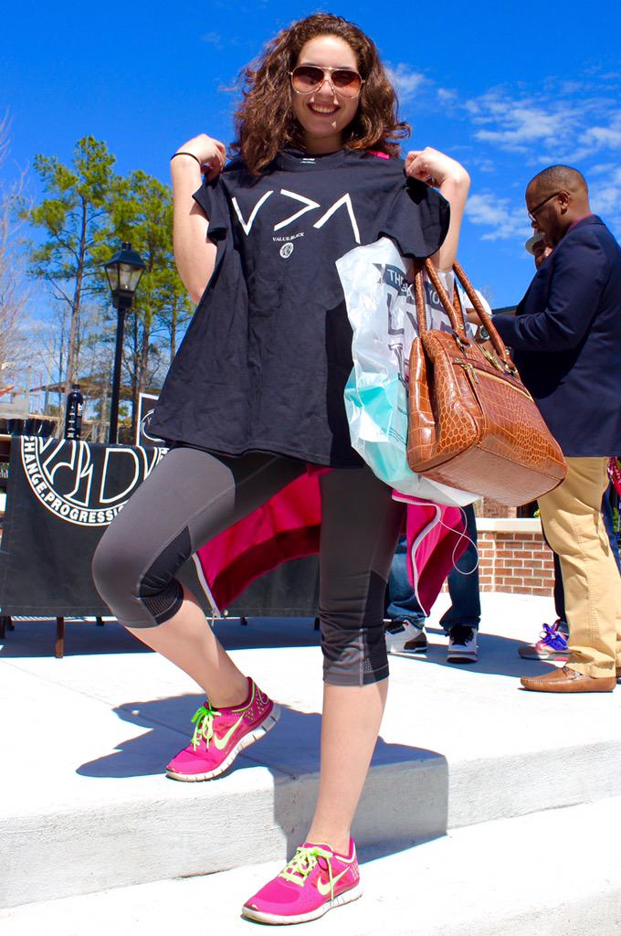 ABevyInc's tweet photo. Our #YRUALive pre-event at Coastal Carolina brought the interaction level even higher. @CCU_AAIM #ValueBlack http://t.co/Fox2xkyXiU