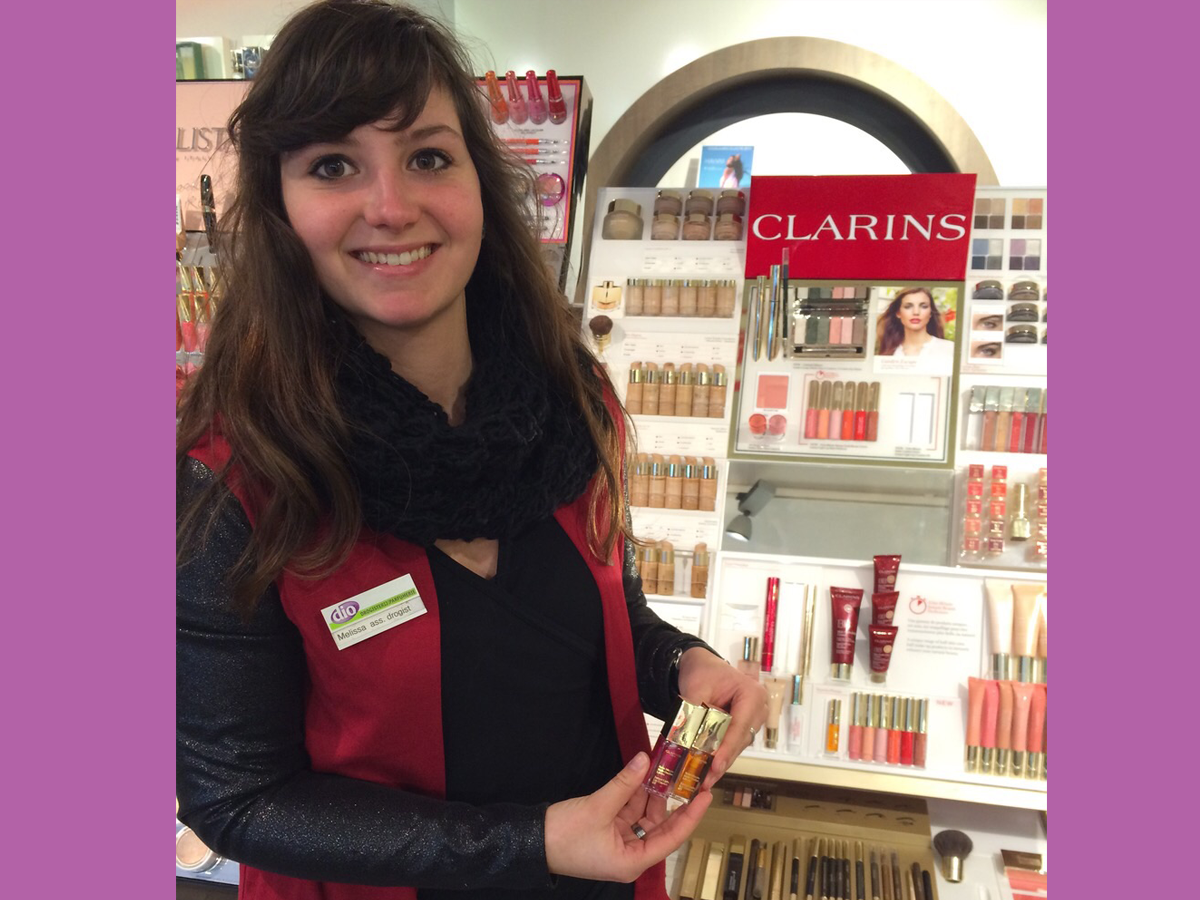 Een tip van ons! Melissa is dol de nieuwe lipolie van Clarins: heerlijk zacht voor je lippen!