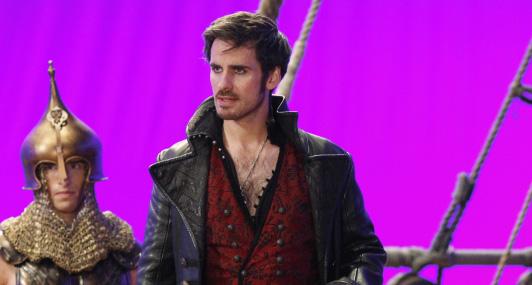 accesshollywood's tweet image. A secret deal is going down between Hook and Ursula in this @OnceABC sneak peek ahwd.tv/BfjOuL #OUAT #Access