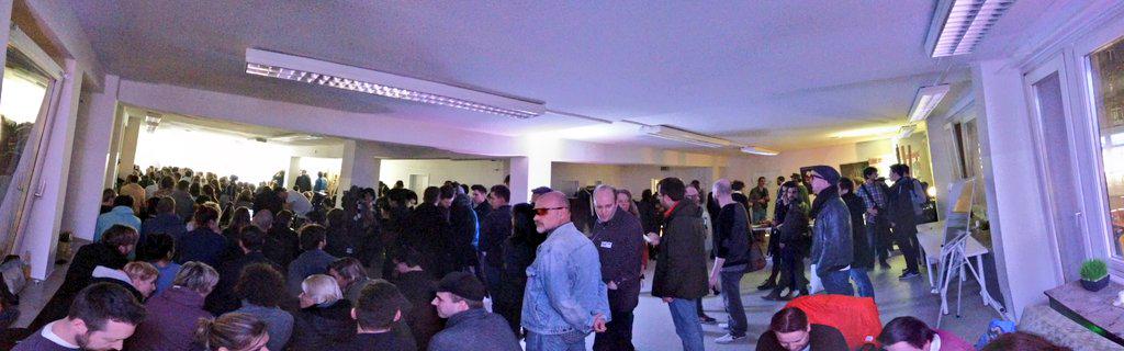 boydroid's tweet photo. Fett volles Haus im Solution Space! #FuckUpNight #köln http://t.co/uYoAZLdeyU