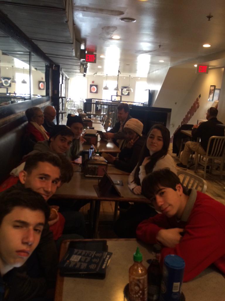 wisandreahl's tweet image. happy to be at good stuff eatery for lunch!! #SEgroup #minimester15
