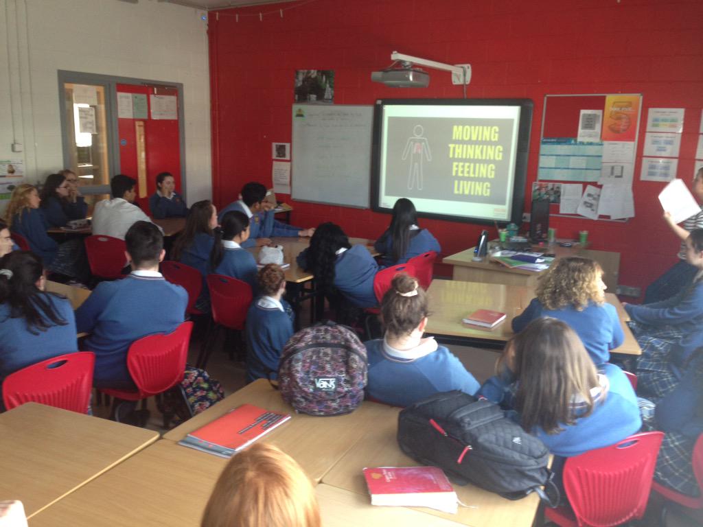 cpsetanta's tweet image. Thanks to Amy from @JigsawDublin15 for taking to our 6th years about mental health #meithealweek AK