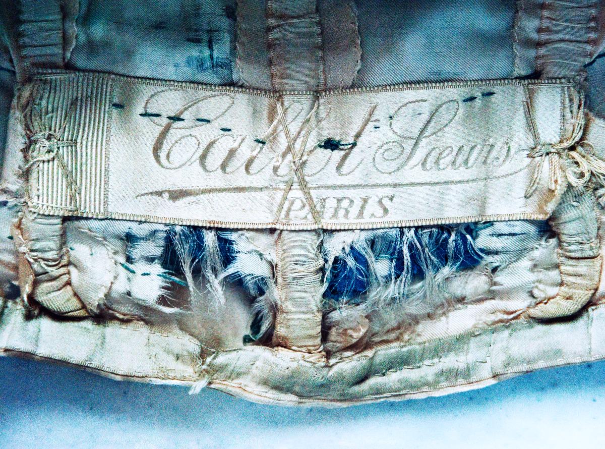 A forgotten trunk of Callot Soeurs gowns newyorker.com/magazine/2015/… via <a href="/newyorker/">The New Yorker</a> <a href="/JessamynHatcher/">Jessamyn Hatcher</a> <a href="/paridukovic/">Pari Dukovic</a> #couture