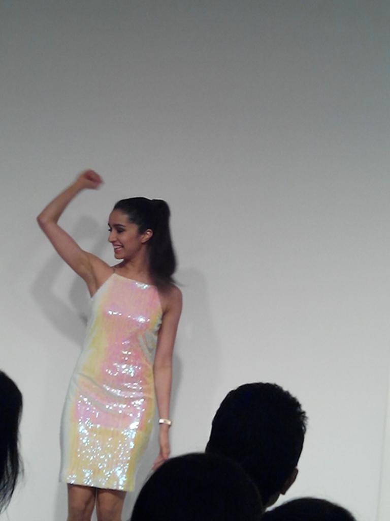 Shraddha_Gems's tweet photo. #ShraddhaKapoor models a sparkly dress for #MissBennett @LakmeFashionWk @ShraddhaKapoor http://t.co/1IiZ9dYyNi