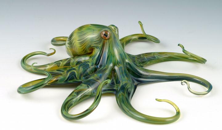 mymodernmet's tweet photo. Scott Bisson brings whimsical creatures to life with hand blown glass http://t.co/TRm4t1dS9v http://t.co/TEQQwdXZWw