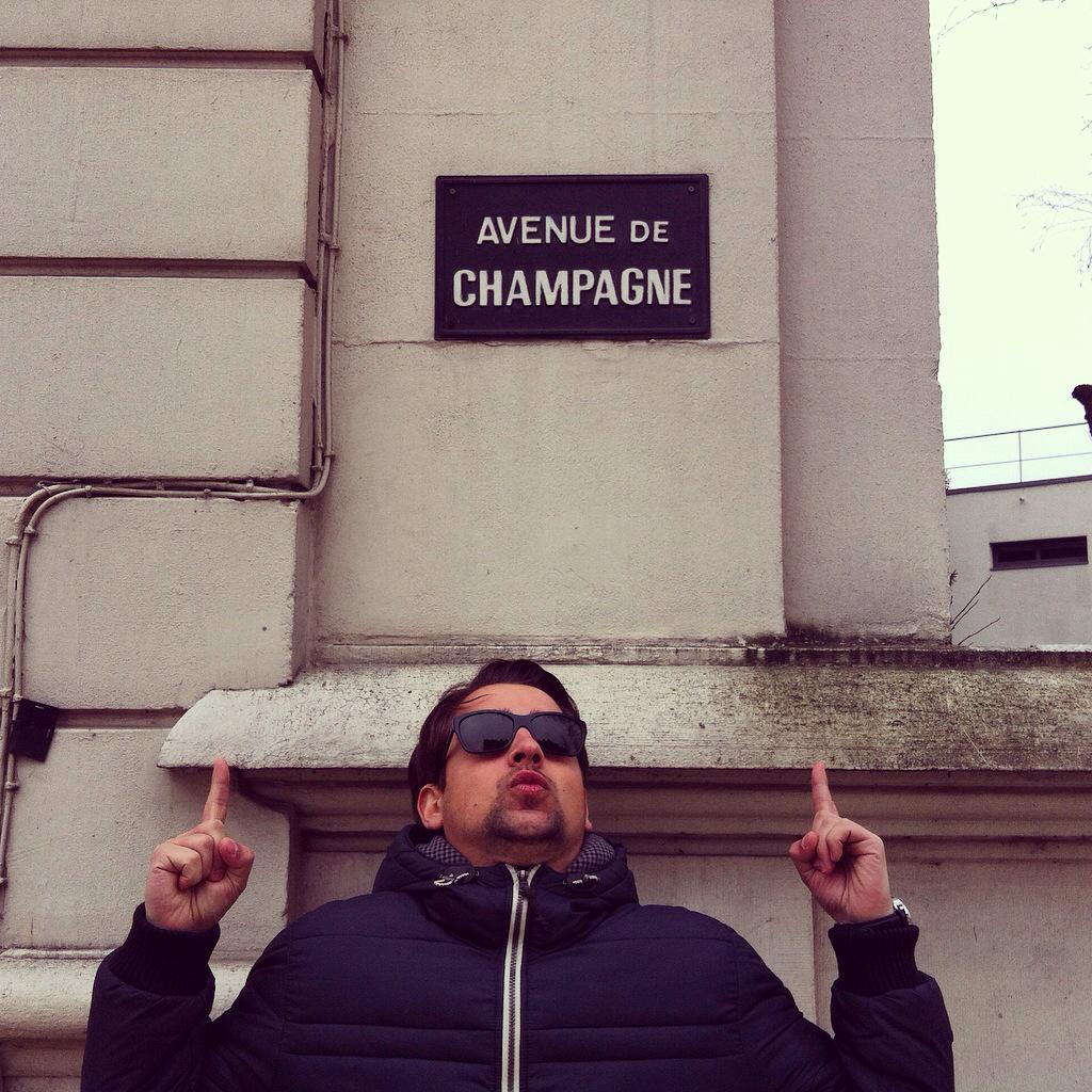 [pop pop pop avec celui que je coeur] #champagne #epernay #ontheroadagain