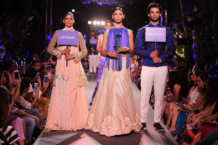 Manish Malhotra Had a Fashion Show. Here's Who Showed Up! Manish Malhotra Had a Fashion Show. Here's Who Showed Up!