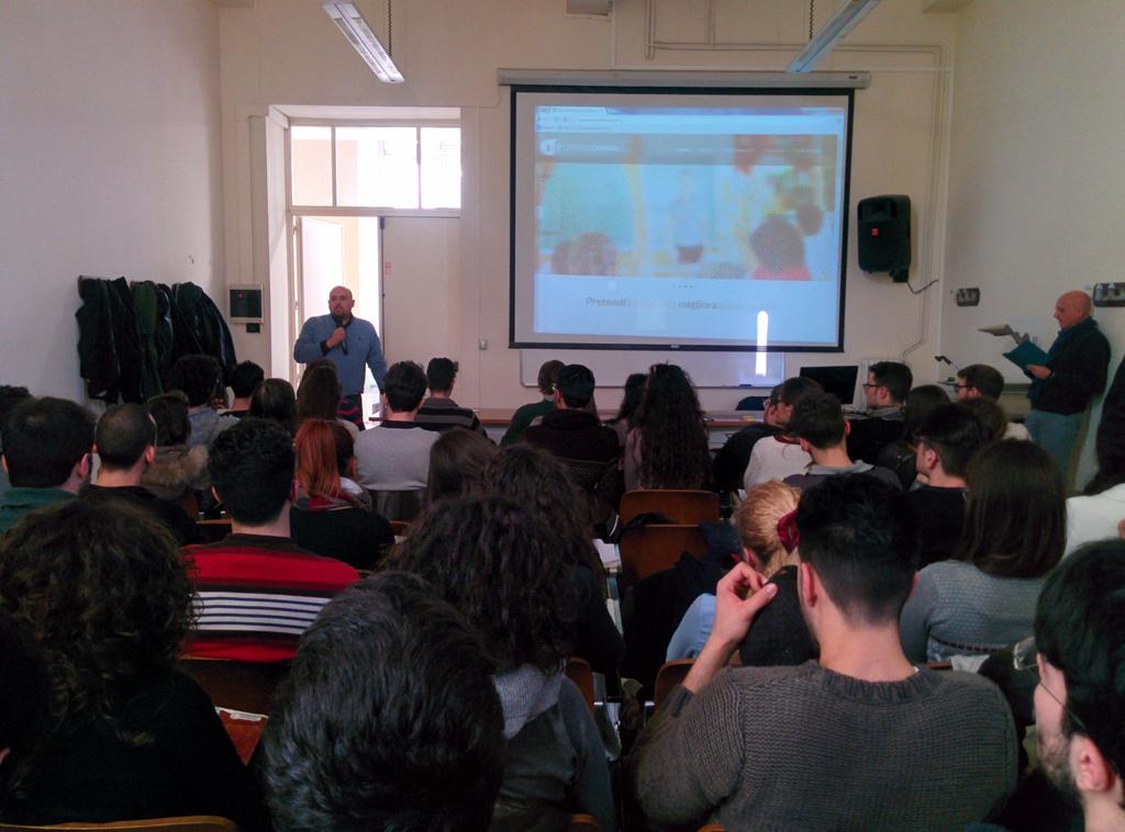 Oggi portiamo <a href="/OmniaRegistro/">Registro Omnia</a> all'Università di Catania. cc <a href="/RosarioFaraci/">Rosario Faraci</a> <a href="/cicciospam/">Francesco Spampinato</a> @FedeGiangrande