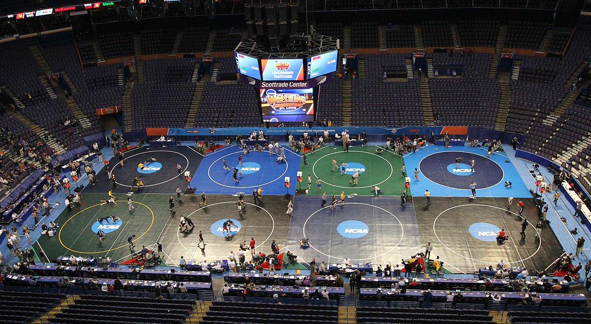 WWC_wrestle's tweet photo. The #NCAA #d1wrestle Championships are just minutes away from beginning @ScottradeCenter in #StLouis. #WWCwrestle http://t.co/ooDGo6CawE